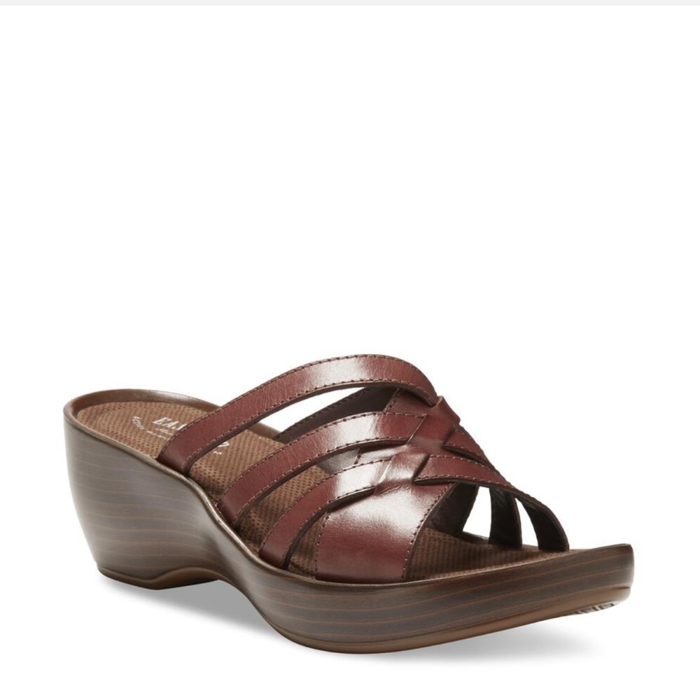 East and Womens Poppy Wedge - Cinnamon Color /Brown